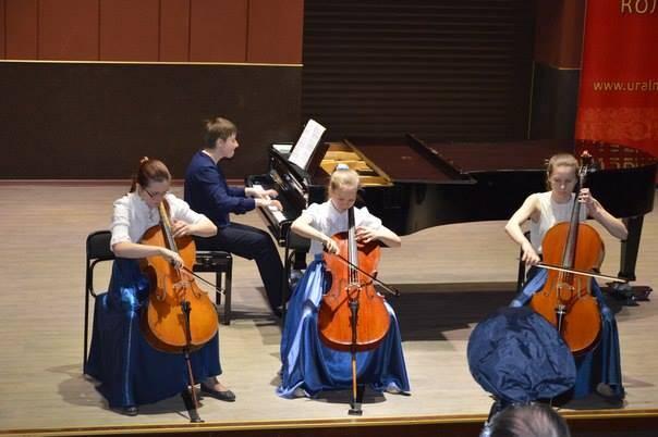 volshebstvo-trio-violonchelistov.jpg