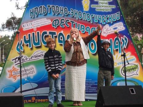 belayaloshad-04.jpg