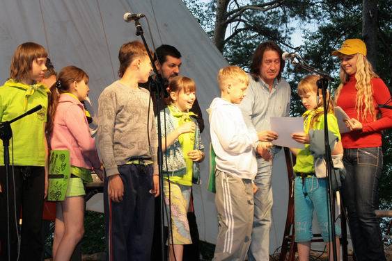 children-001.jpg