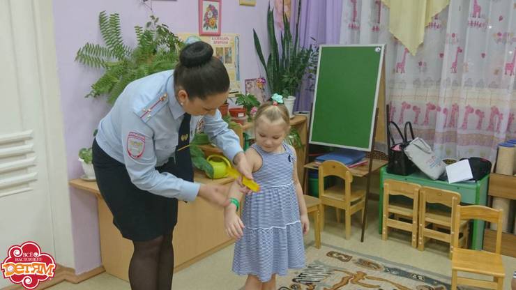 img-17ac0c6606f0f0ea4b267086dbd157f2-v.jpg