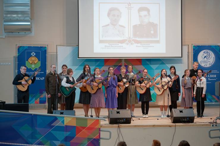 proekt-spoem-vmeste-voennye-pesni-maj-2021.jpg