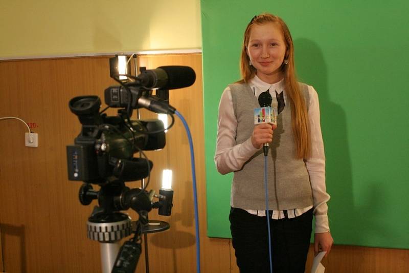 tv8-03bd.jpg