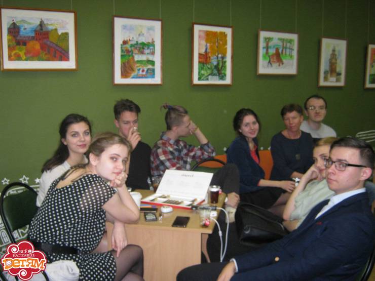 uzro55dchly.jpg